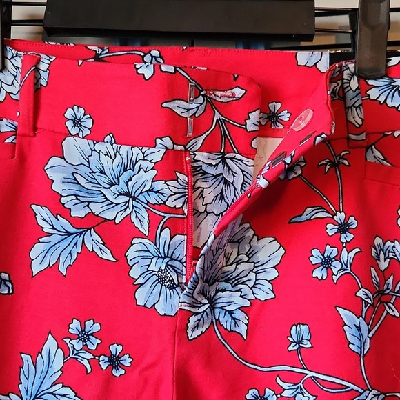 Roz & Ali Red Floral Pants - Picture 12 of 14